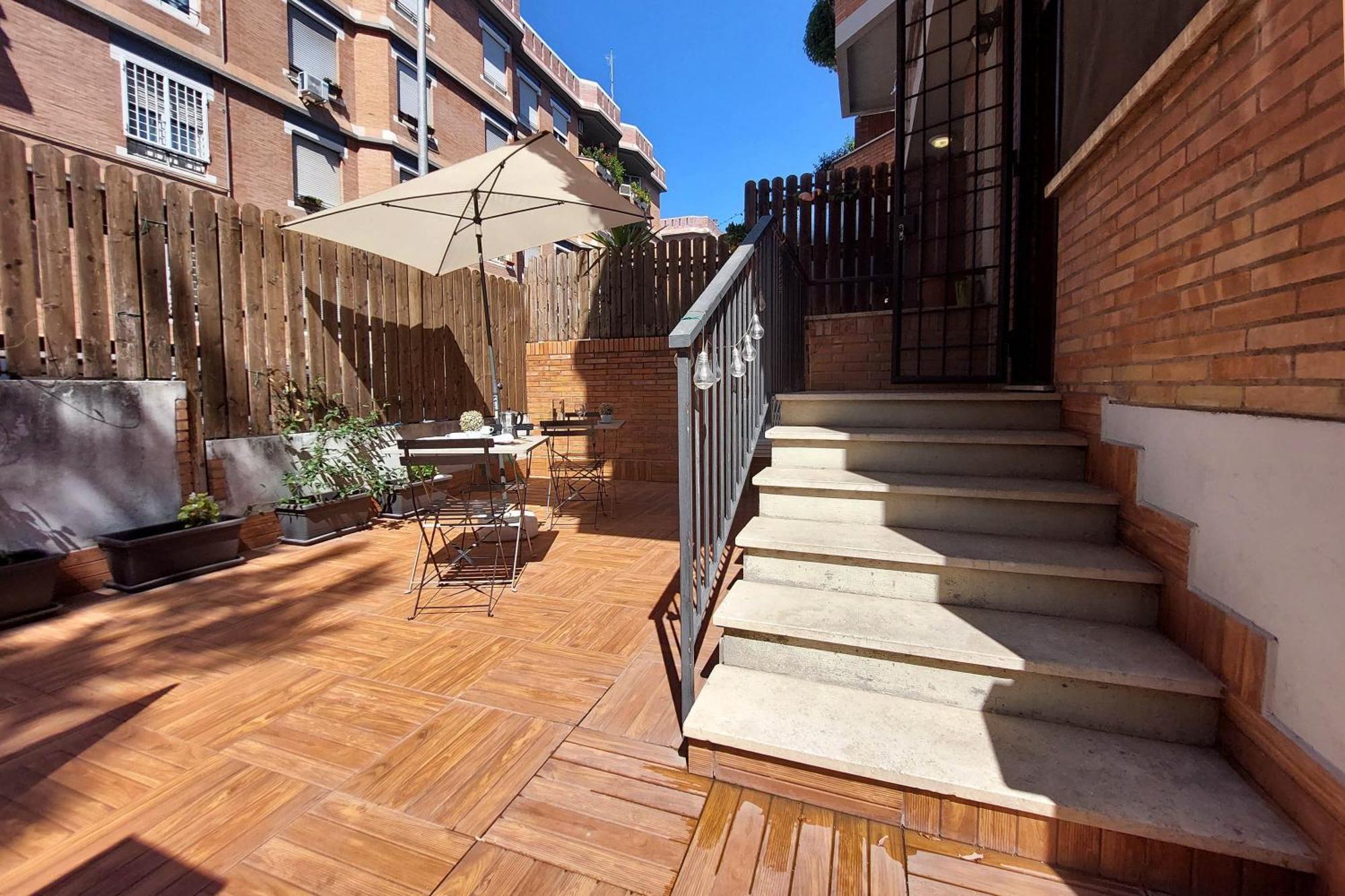 Vatican Flat Cozy With Private Court โรม ภายนอก รูปภาพ